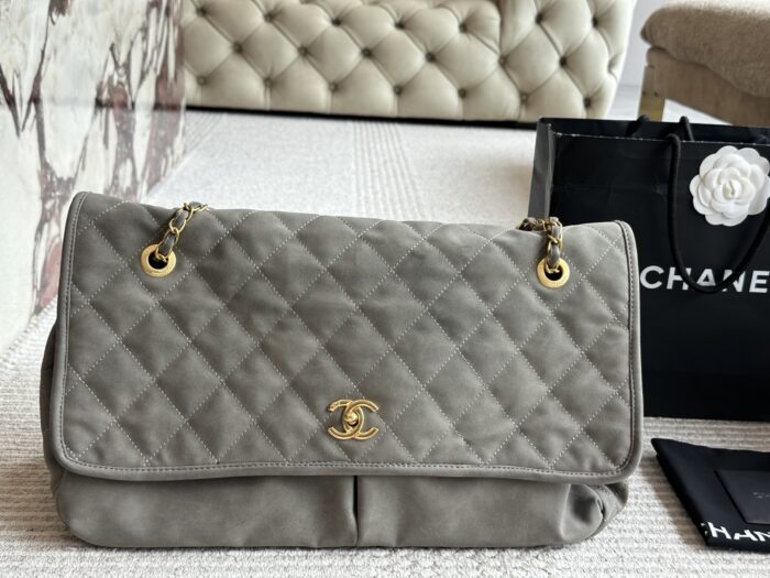 Chanel Cf Series Large Airport Bag - Quilted Gold Buckle Chain Bag (No Box) - Image 2