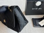 Chanel Cf Series Large Airport Bag - Quilted Pattern With Gold Buckle - Image 3