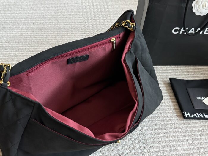 Chanel Cf Series Large Airport Bag - Quilted Pattern With Gold Buckle - Image 8