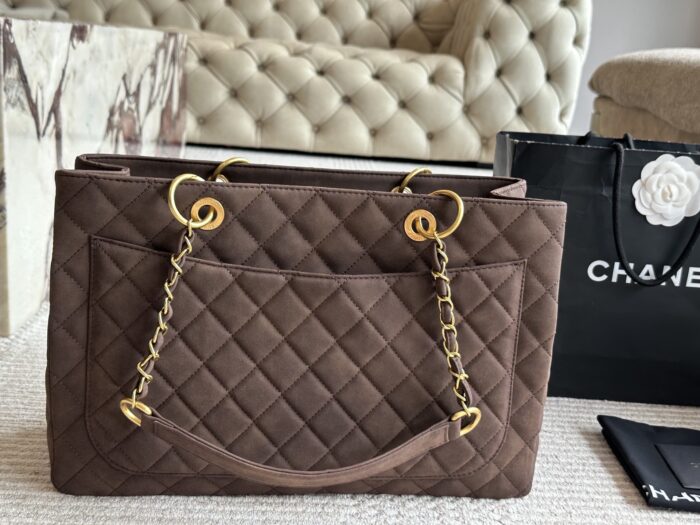 Chanel Tst Airport Bag - Quilted Double C Gold Chain Design - Image 3
