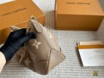 Louis Vuitton Vintage Horn Bag Vintage Classic Shoulder Bag With Shoulder Strap And Chain Versatile For Both Shoulder And Crossbody Carry - Image 3
