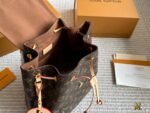 Louis Vuitton Montsouris Monogram Backpack Replica Edition - Versatile And Portable - Image 8