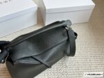 Loewe Puzzle Geometric Bag - Cowhide Leather - Excellent Handfeel - Image 2