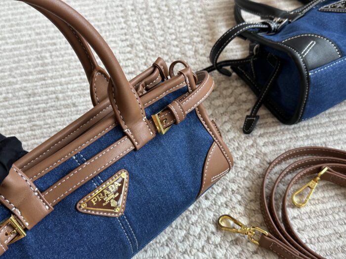 Prada Soft Lux Oil-Wax Leather Handbag/Shoulder Bag Ultra-Light Oil-Wax Leather With Included Long Shoulder Strap - Image 3