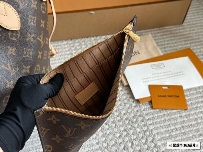 Louis Vuitton Neverfull Tote Authentic 163 Chip With Silk Scarf Extra-Large Capacity Detachable Zippered Clutch Colour-Changing Leather With Gift Box - Image 4