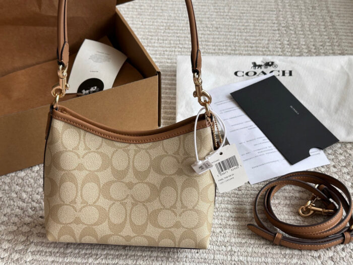 Coach Mini Wander Bag Milk Tea Colour | Versatile | Underarm Carry | Ample Capacity - Image 4