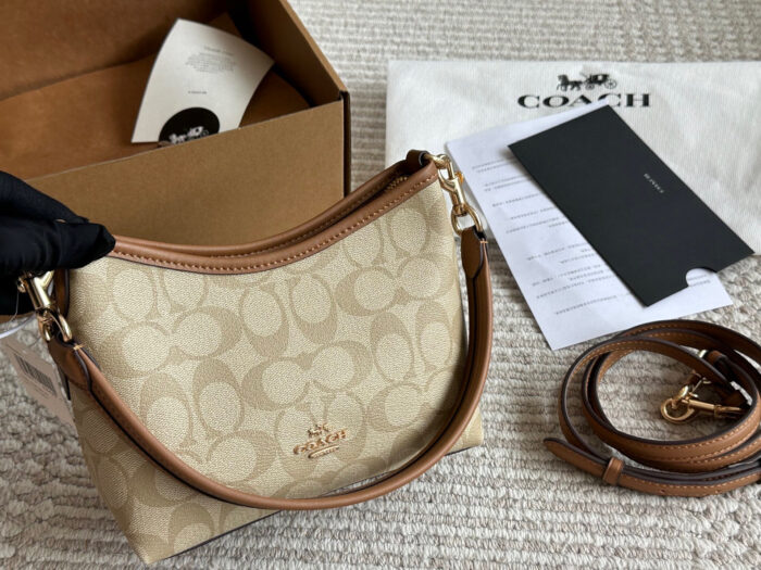 Coach Mini Wander Bag Milk Tea Colour | Versatile | Underarm Carry | Ample Capacity - Image 6