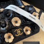 CHANEL Three-Dimensional Camellia Decorated Shoulder Bag - Image 4