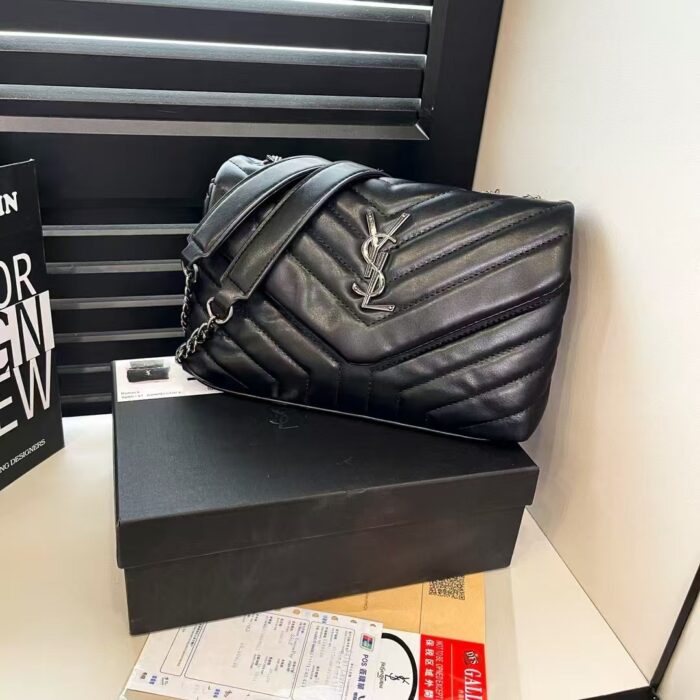 Yves Saint Laurent Quilted Chain Bag - Image 2